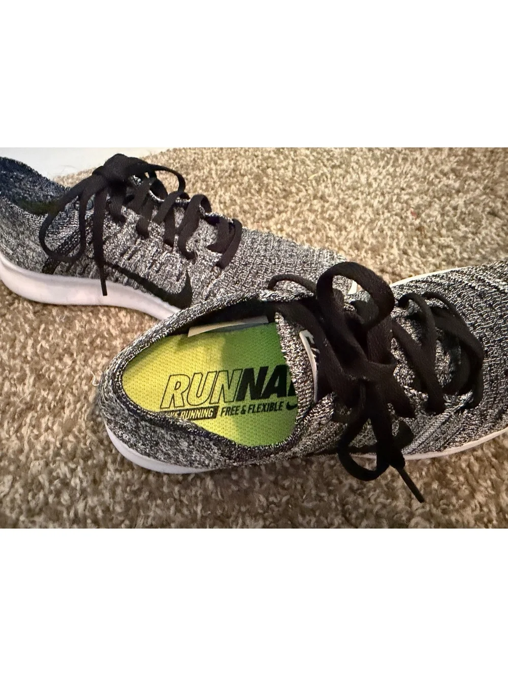 Nike Free Run RN Flyknit Oreo Shoes Women’s 7